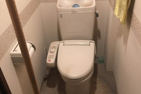 トイレ施工前-480x386
